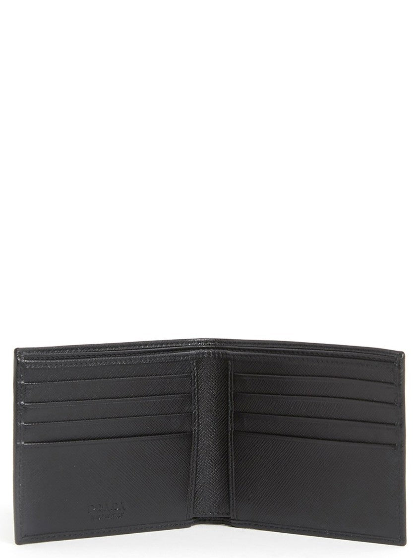Minimalist Bifold Wallet with Triangular Metal Logo