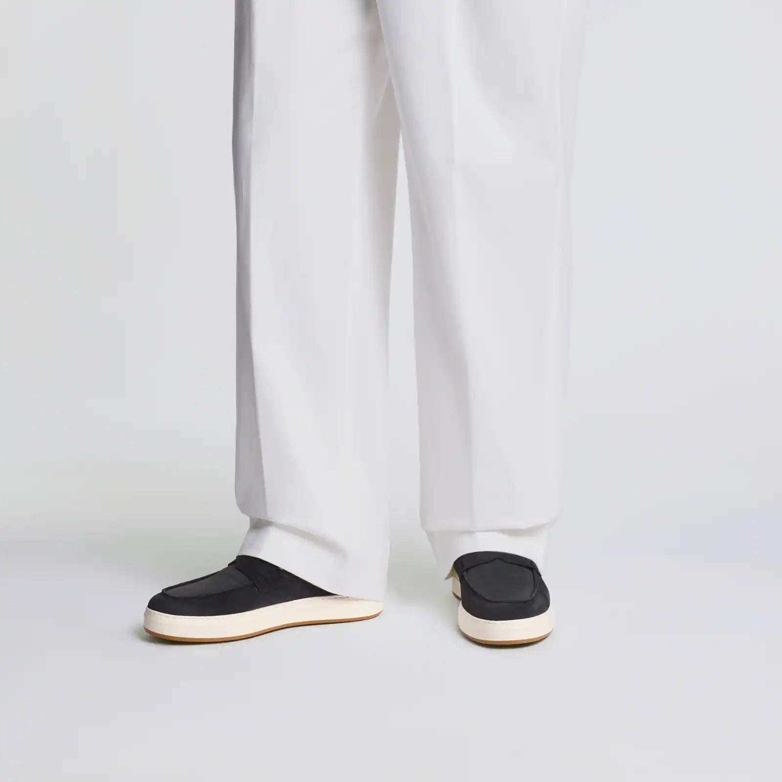 H668 Loafers in Blue Calfskin