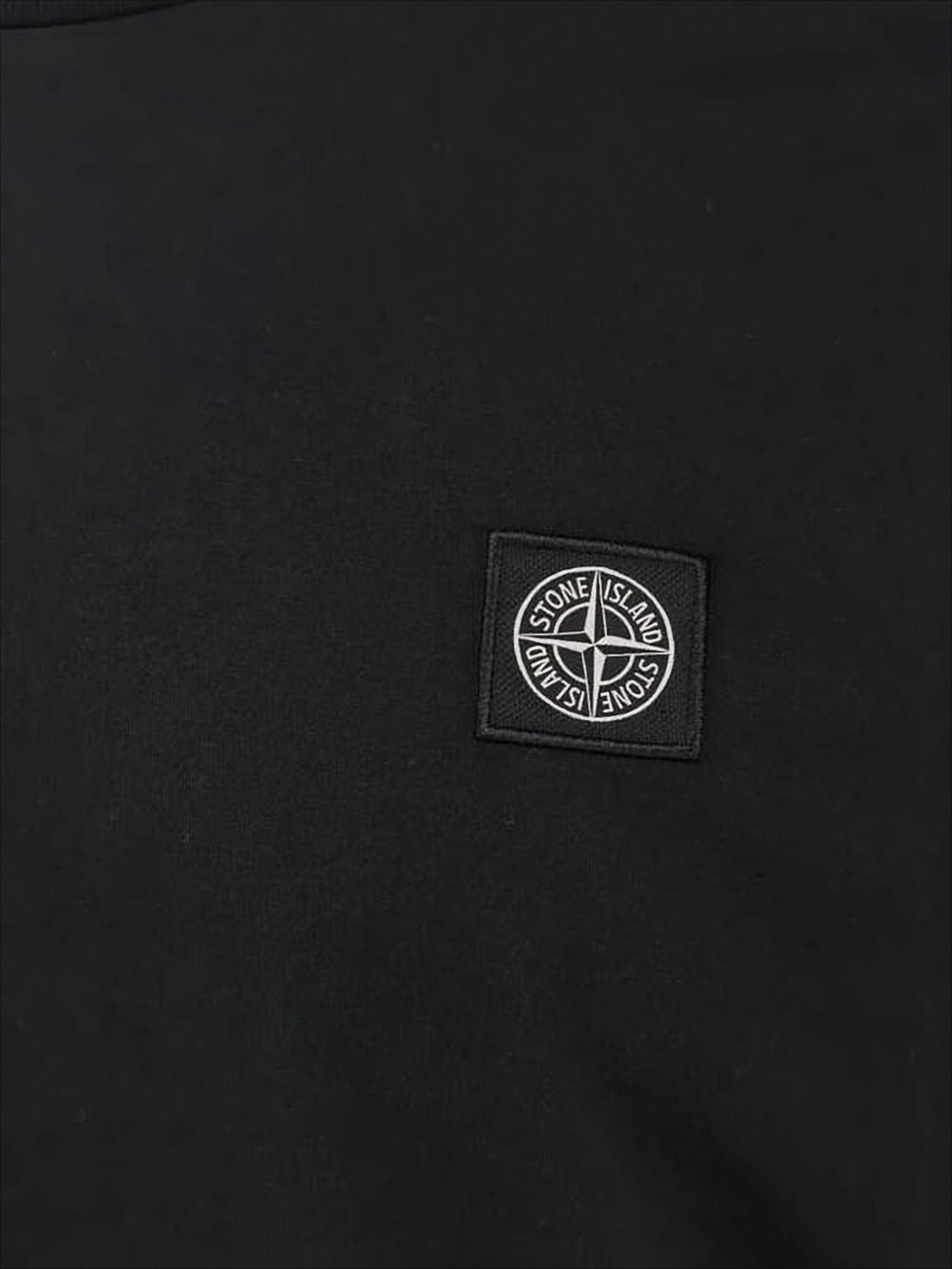 Solid Black Short-Sleeved T-Shirt with Classic Crew Neckline