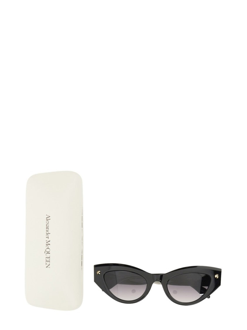 Cat-Eye Sunglasses Spike Studs