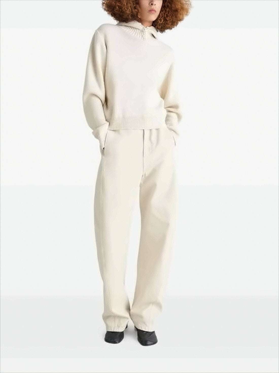 Minimalist Ribbed Hooded Sweater with Cropped Fit