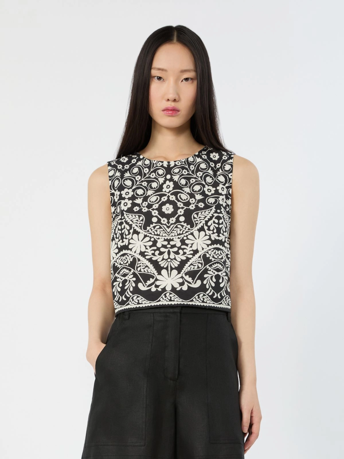 Cropped Sleeveless Top with Ornamental Floral Design