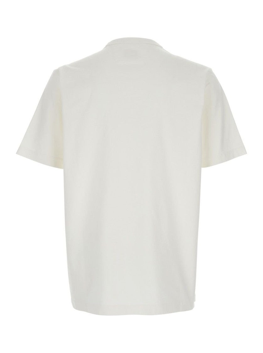 Minimalist White Short-Sleeved T-Shirt with Logo Patch