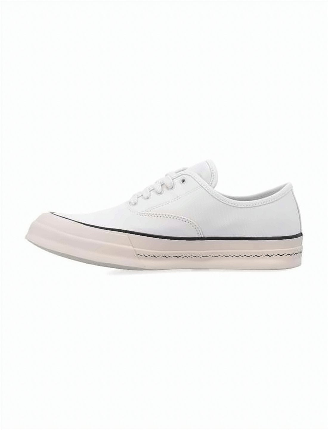 Low-Top Sneakers with Clean Canvas Upper