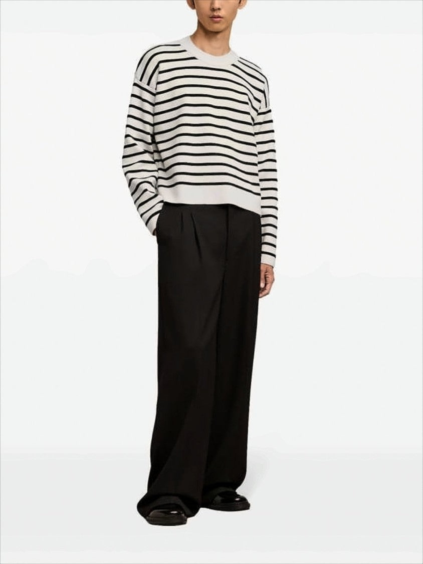 Cropped Sweater with Classic Stripe Pattern