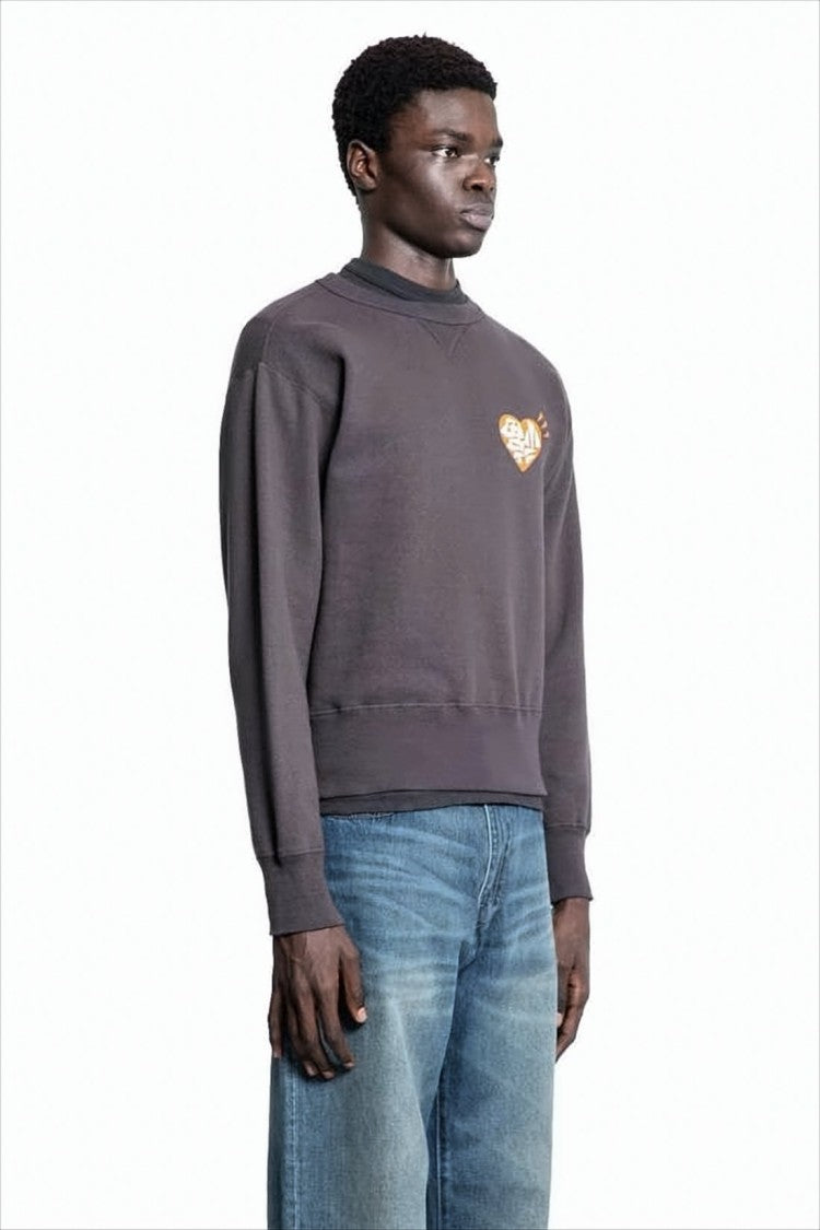 Long-Sleeve Sweatshirt with Graphic Accents and Relaxed Fit
