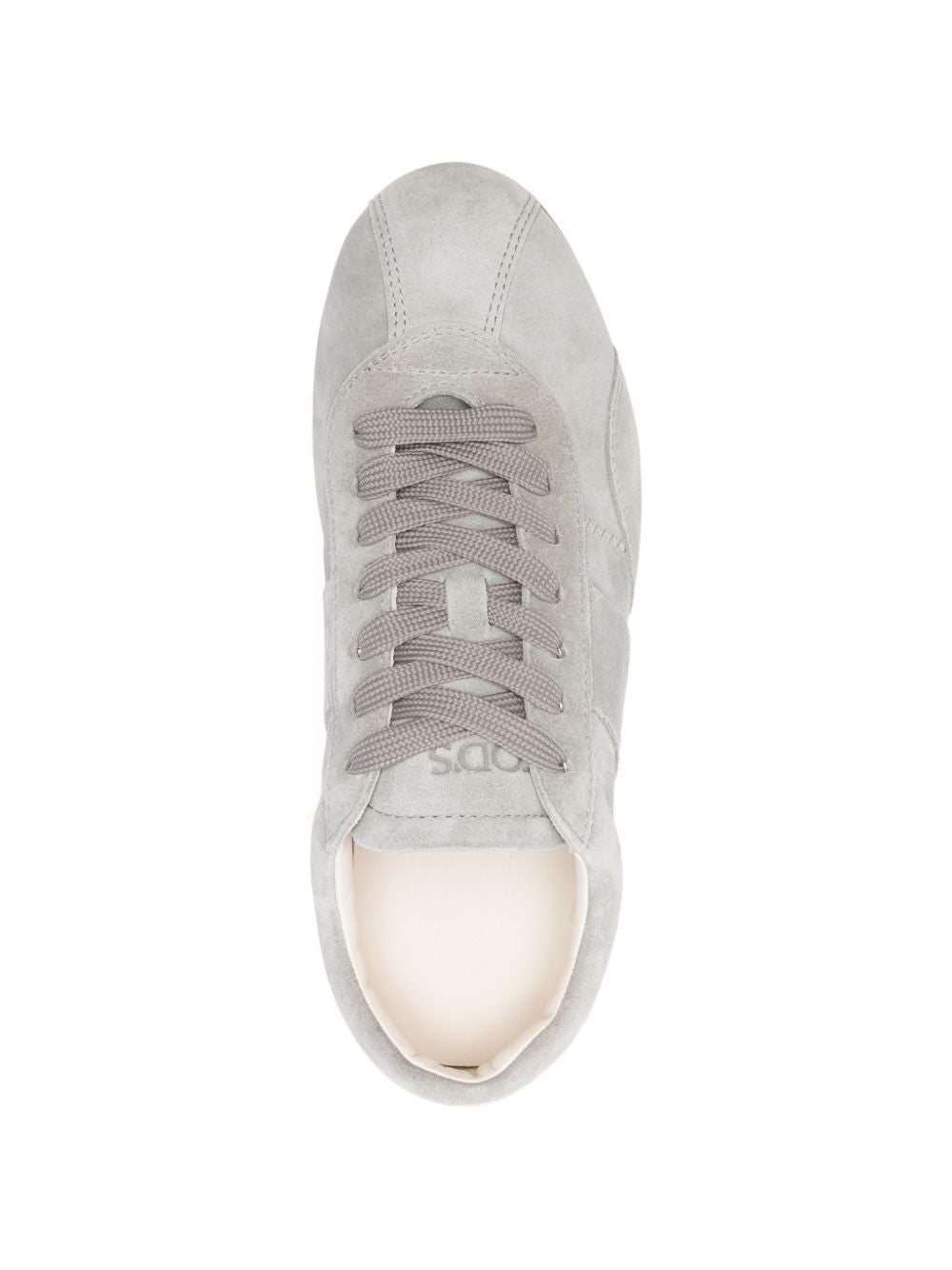 Niskoprofilowe sneakersy z zamszu z teksturowaną gumową podeszwą