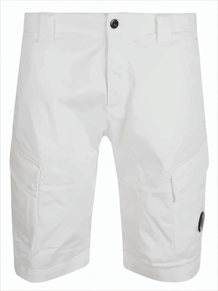 Tailored White Cargo Shorts with Flap Pockets