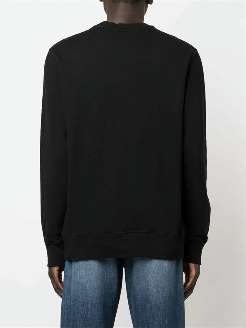 Minimalist Black Long-Sleeve Sweatshirt With Subtle Star Emblem