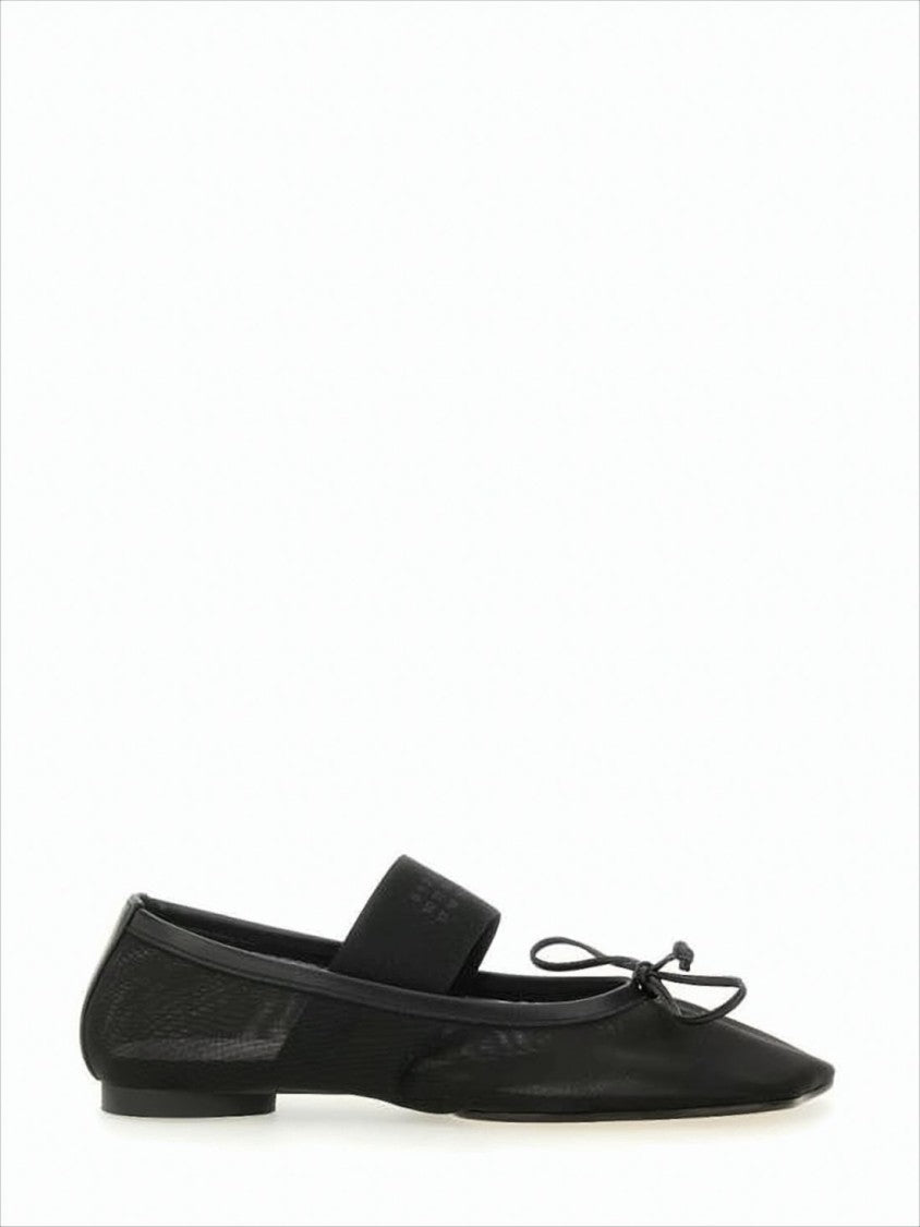 Pointed Toe Black Flats with Bow Detail