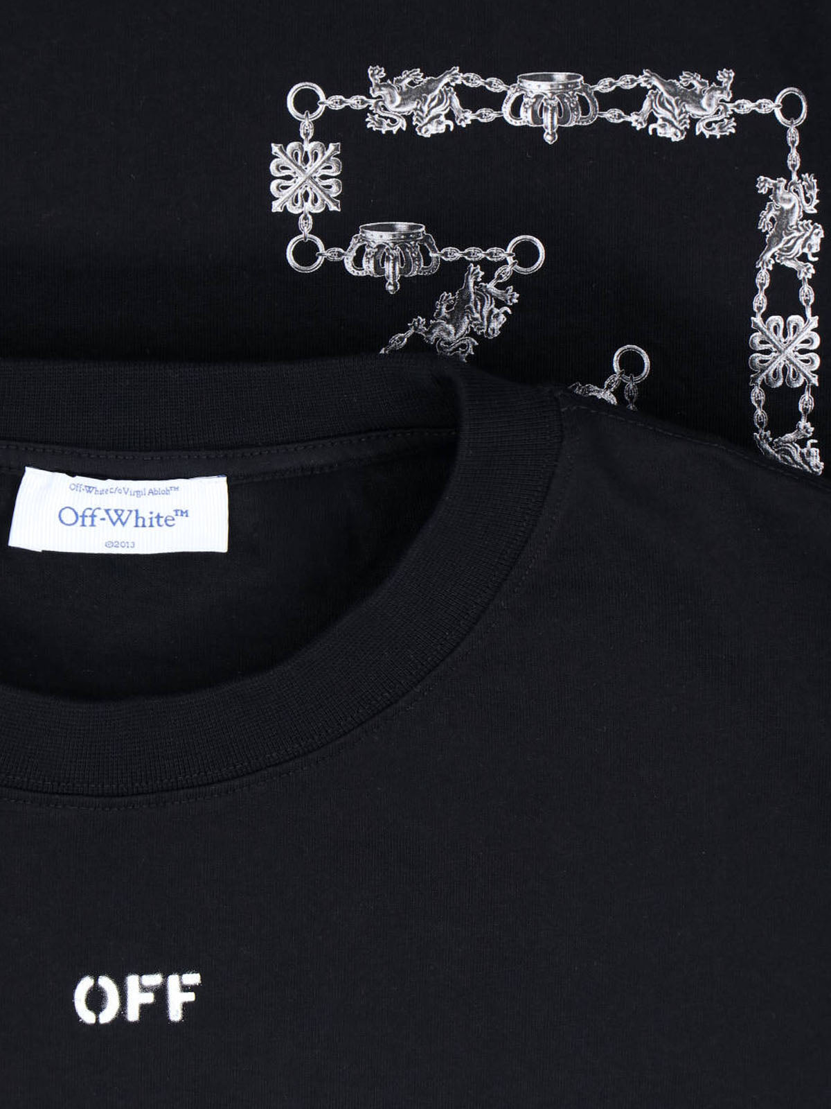 Chain Arrow Black Cotton T-Shirt With Iconic Logo And Graphic