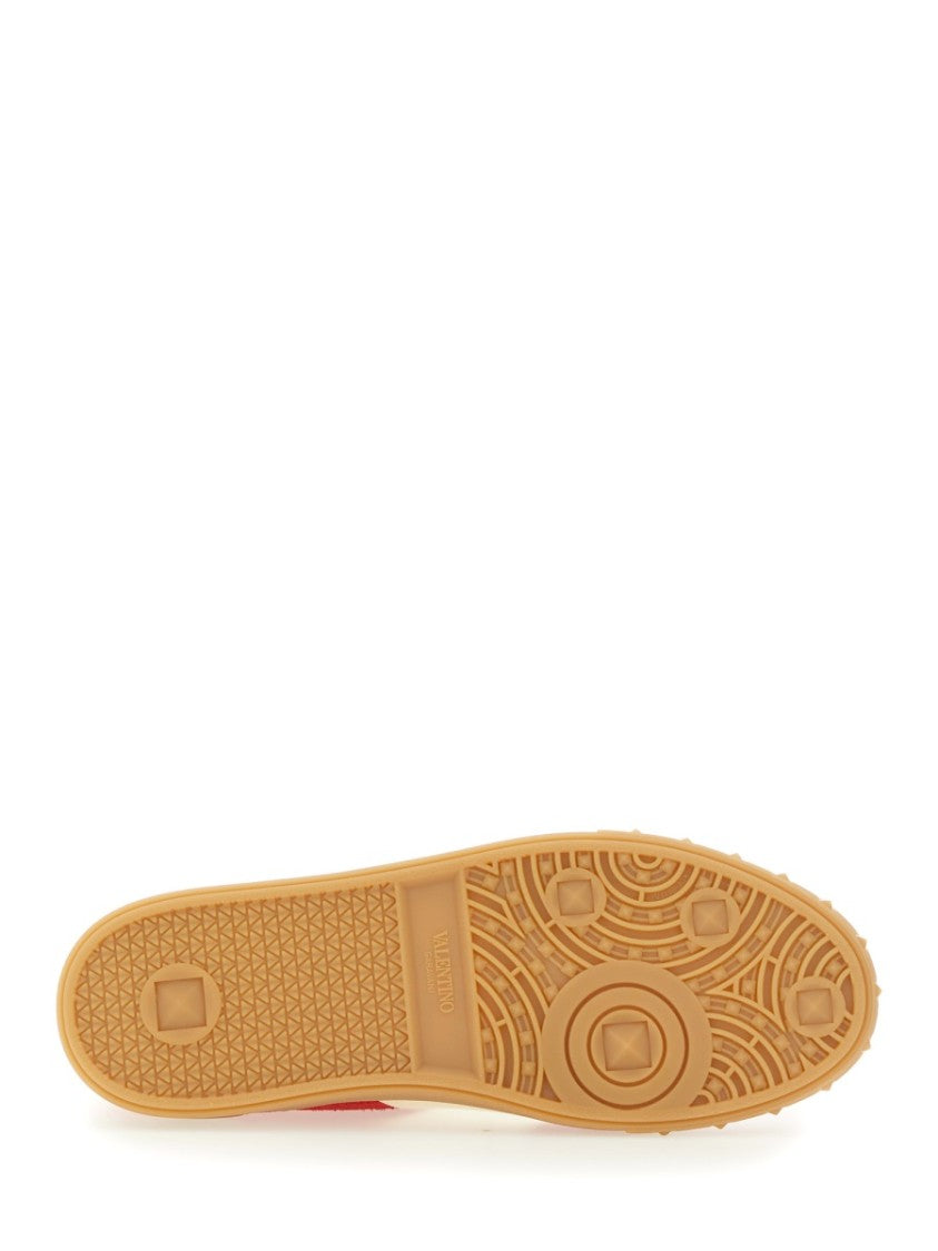 "Upvillage" Sneaker