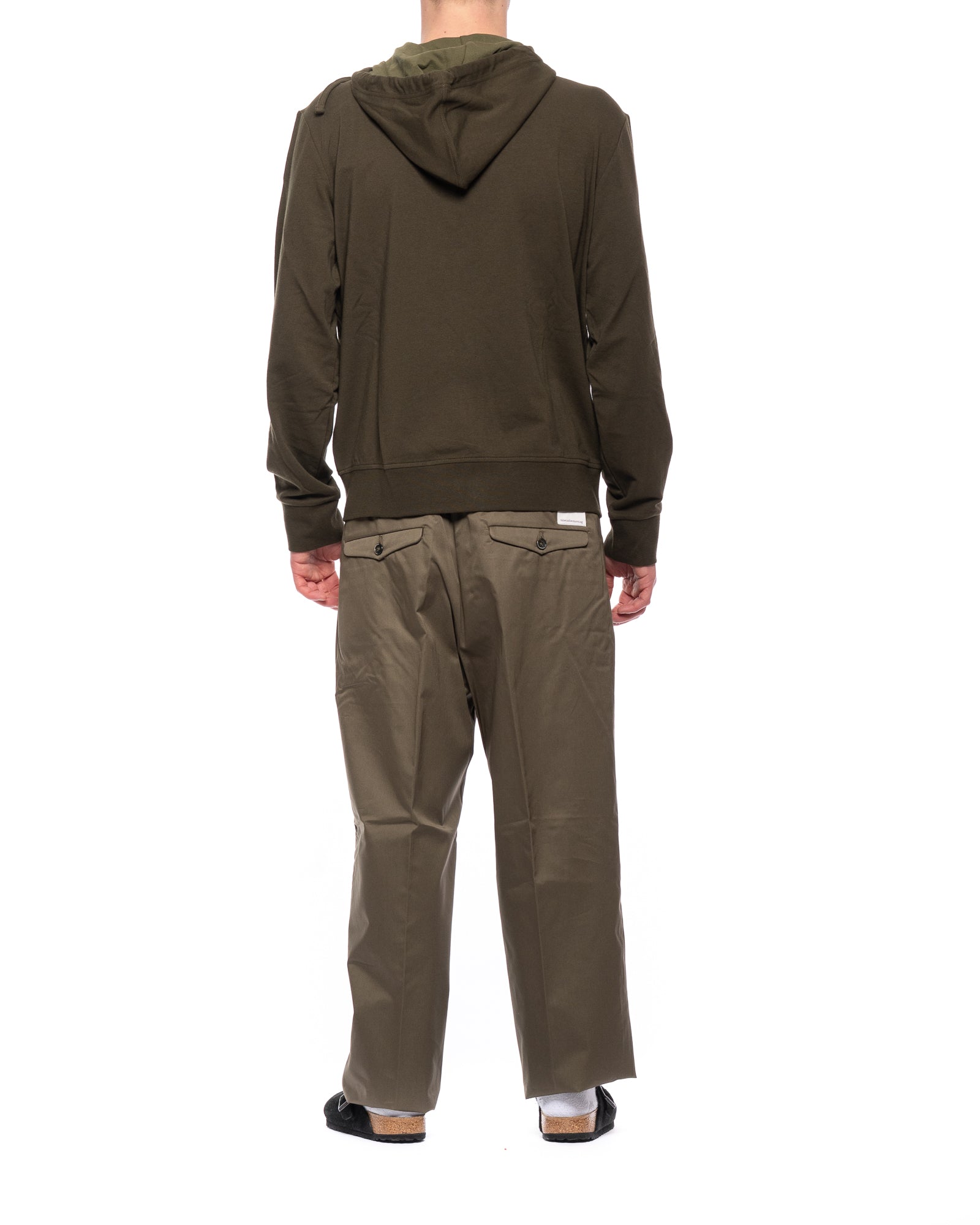 Sophisticated Tailored Chinos With Classic Detailing