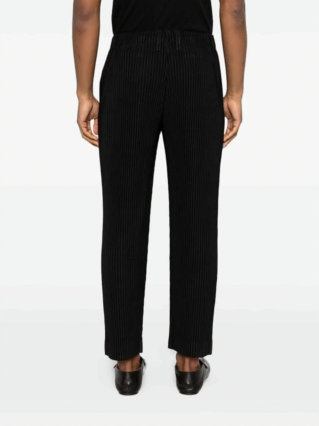 Structured Pleated Black Pants