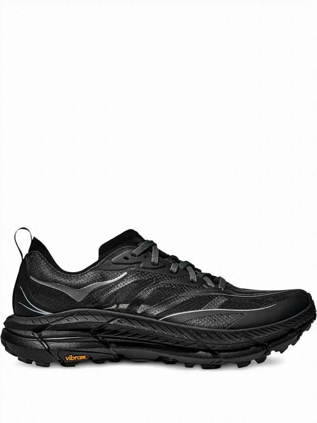 Streamlined Black Sneakers with Durable Rubber
