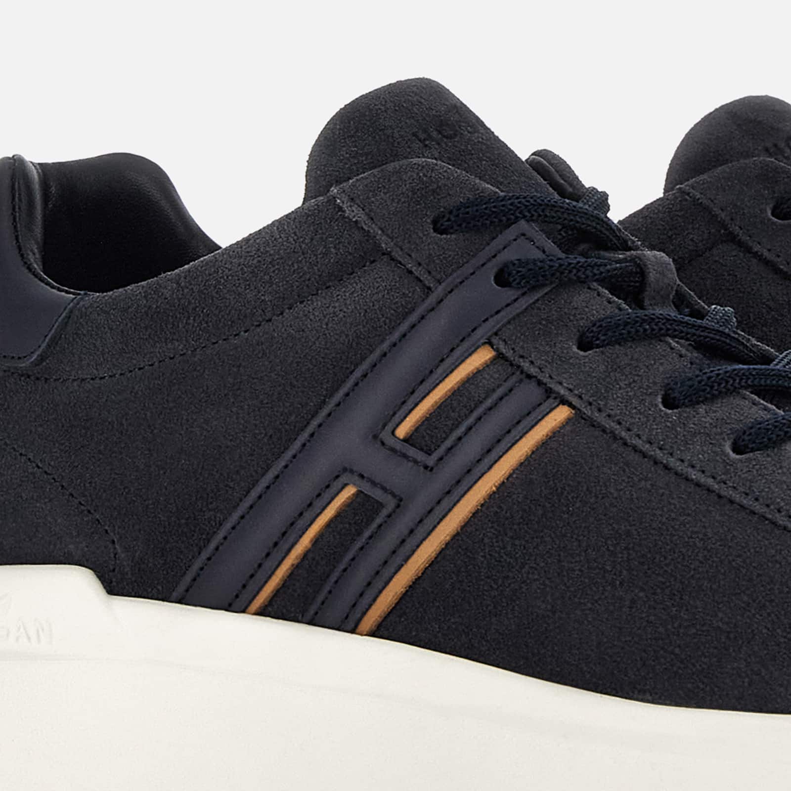 H580 Lace-Up Sneakers in Calfskin