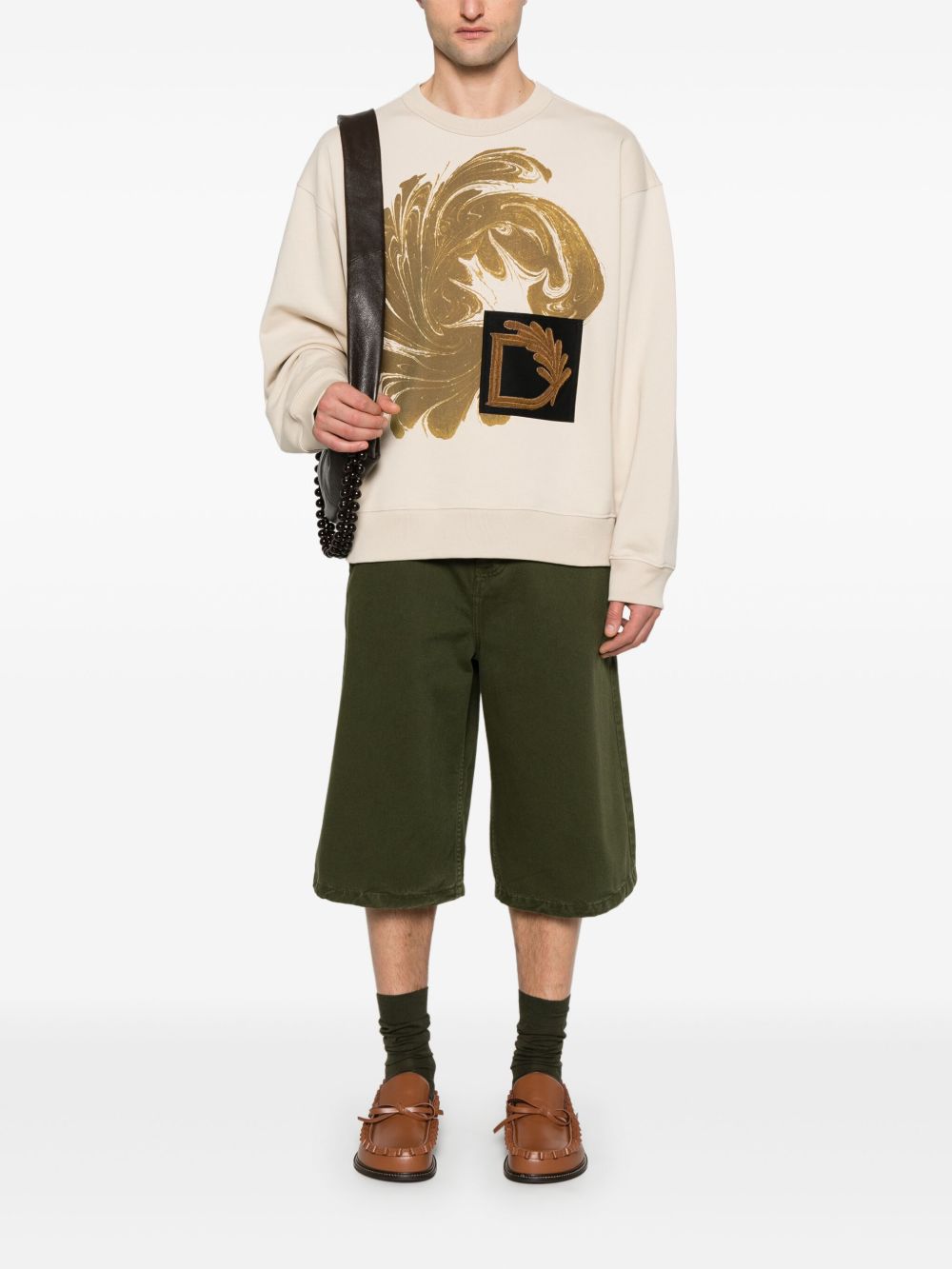 Long-Sleeved Crew Neck Sweatshirt