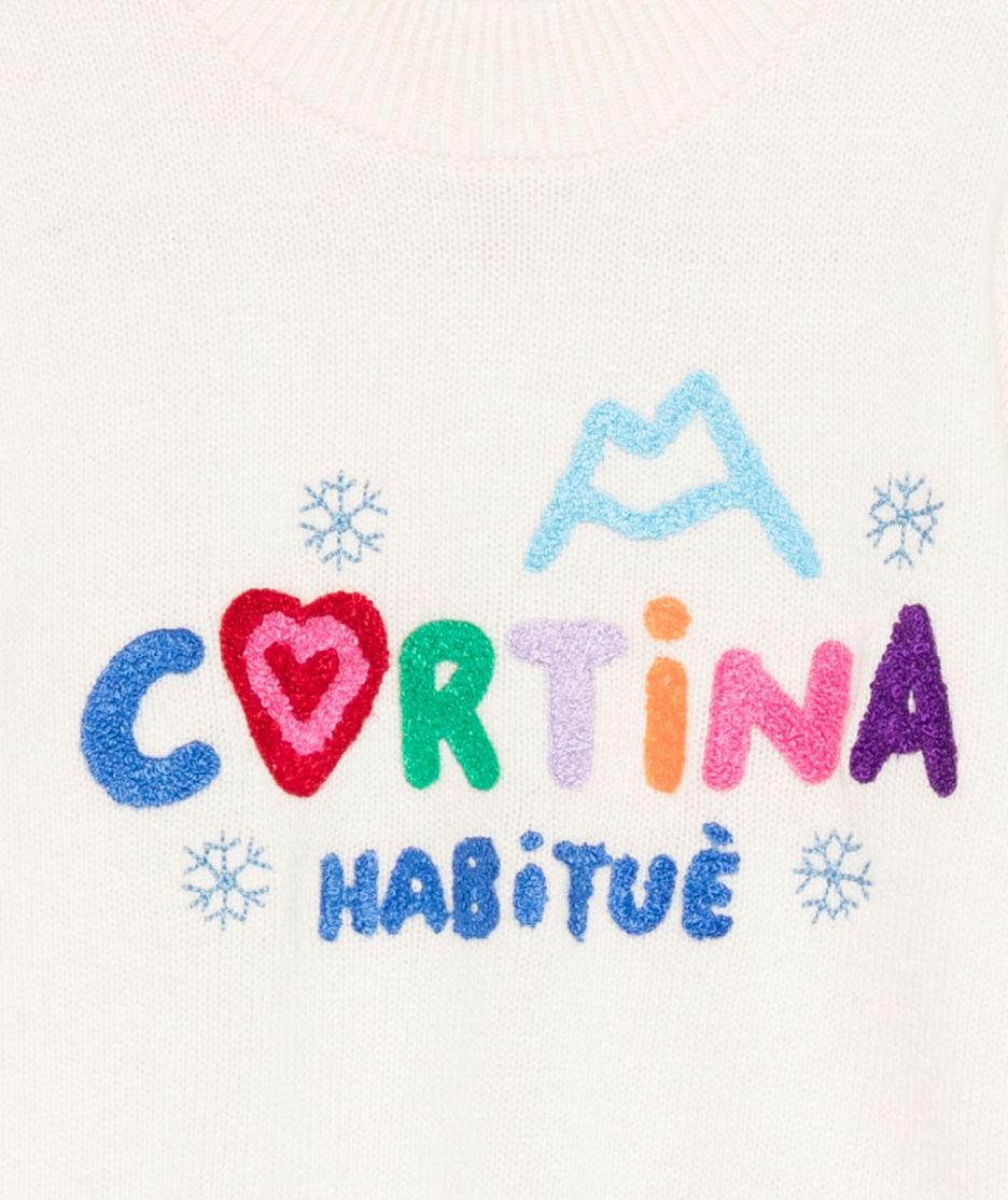Classic-Fit White Sweatshirt with Playful Graphic