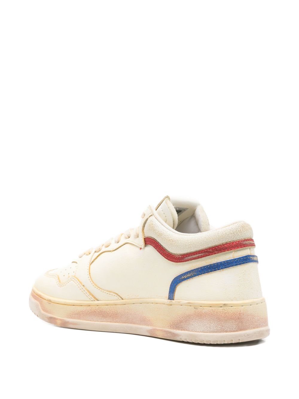 Vintage-Inspired Low-Top Sneakers With Red