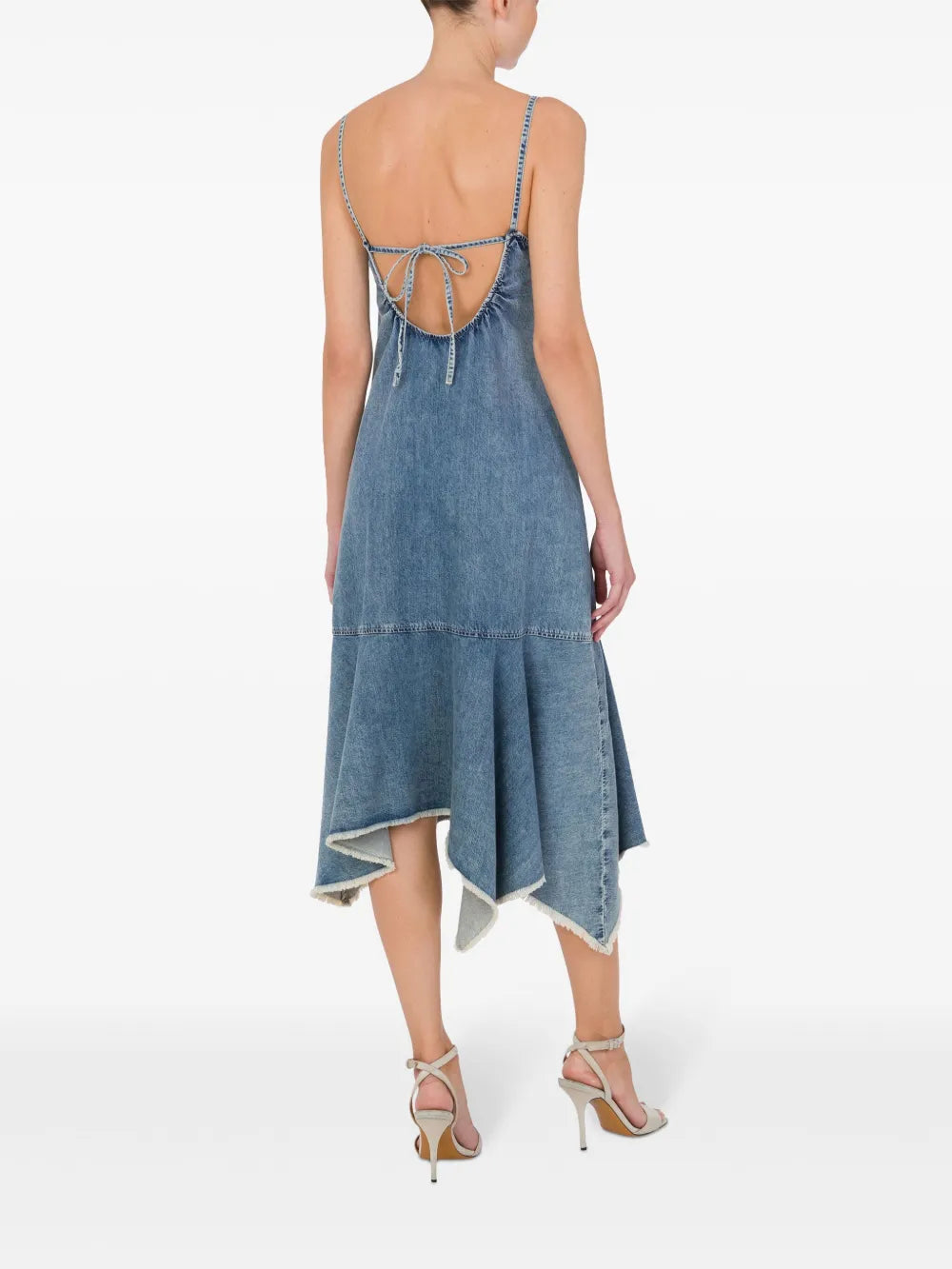 Classic Fitted Bodice Dress with Flared Skirt