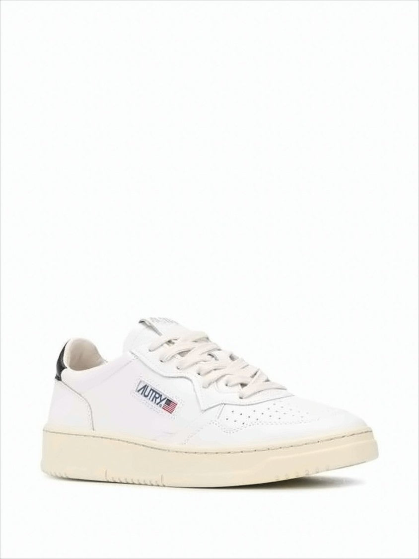 Low-Top White Leather Sneakers with Breathable Perforations