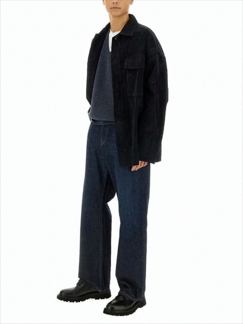 Relaxed Fit Black Long-Sleeve Shirt With Classic Collar And Button-Down Front