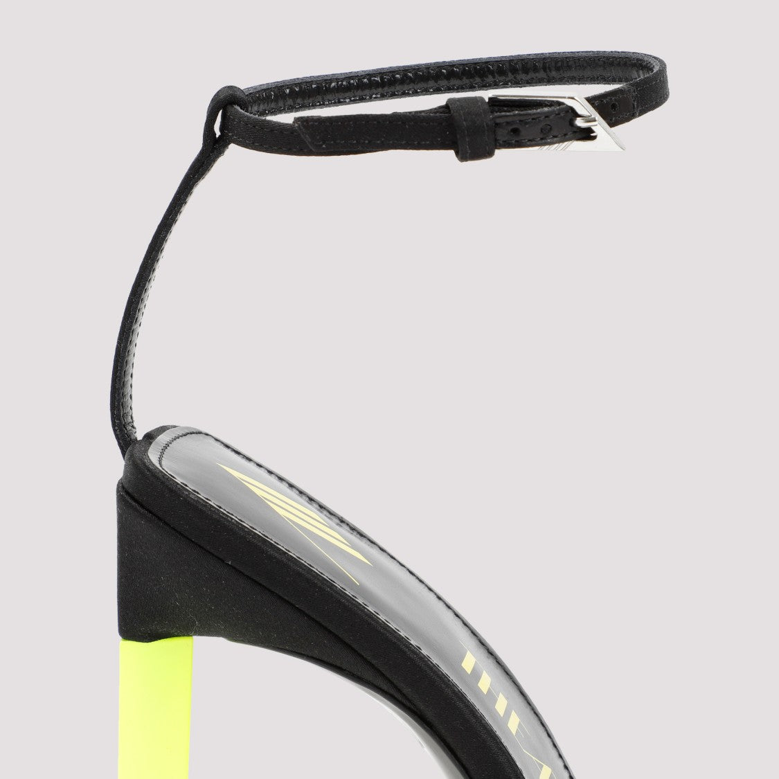 Black And Yellow Perine Pump