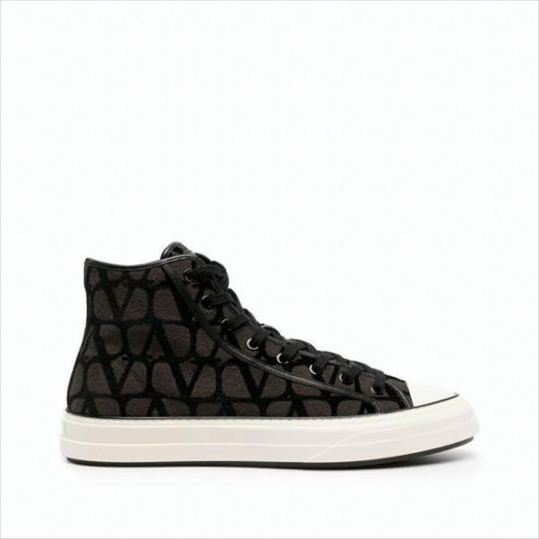 High-Top Sneakers with Abstract Pattern and Rubber Sole