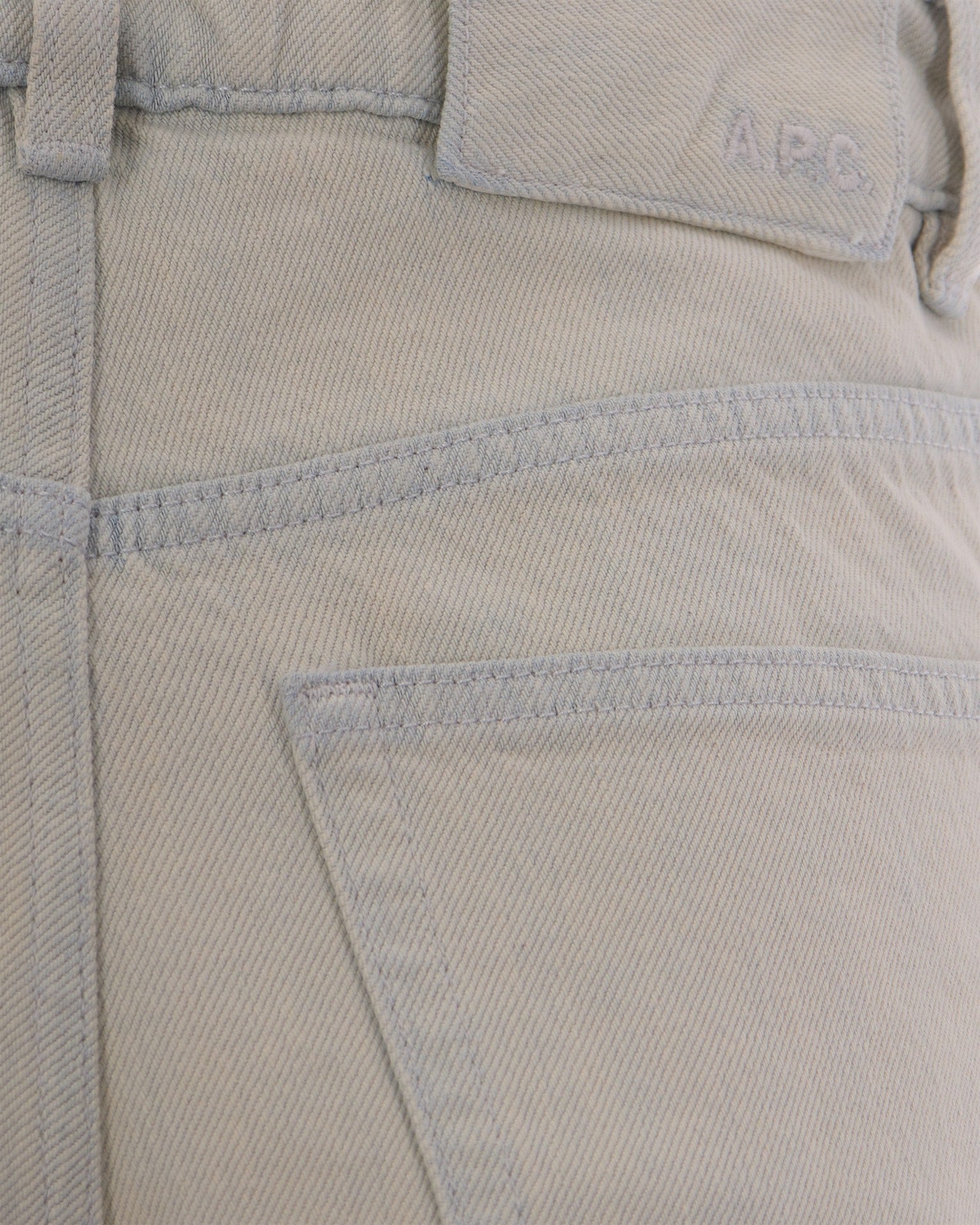 Jean Clyde Jeans in Bleached Out