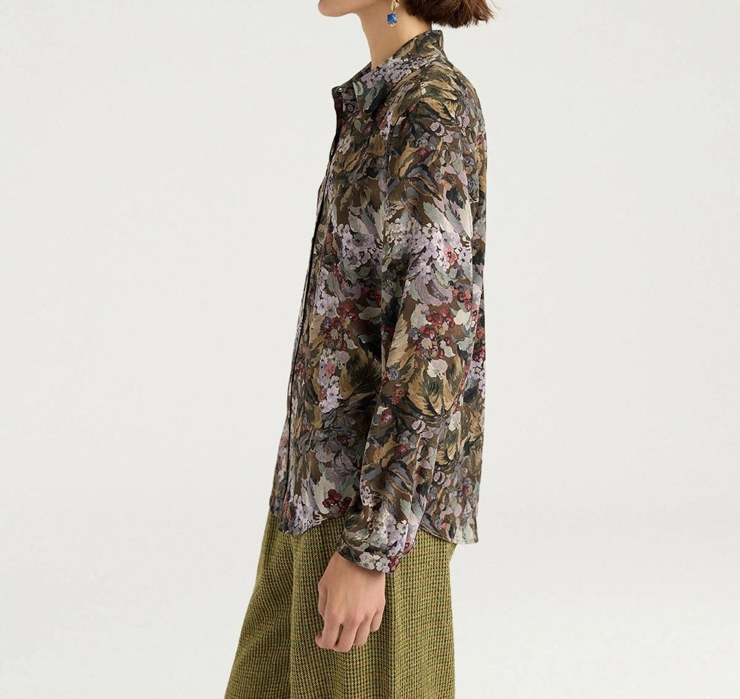Vibrant Floral-Patterned Shirt with Classic Collar