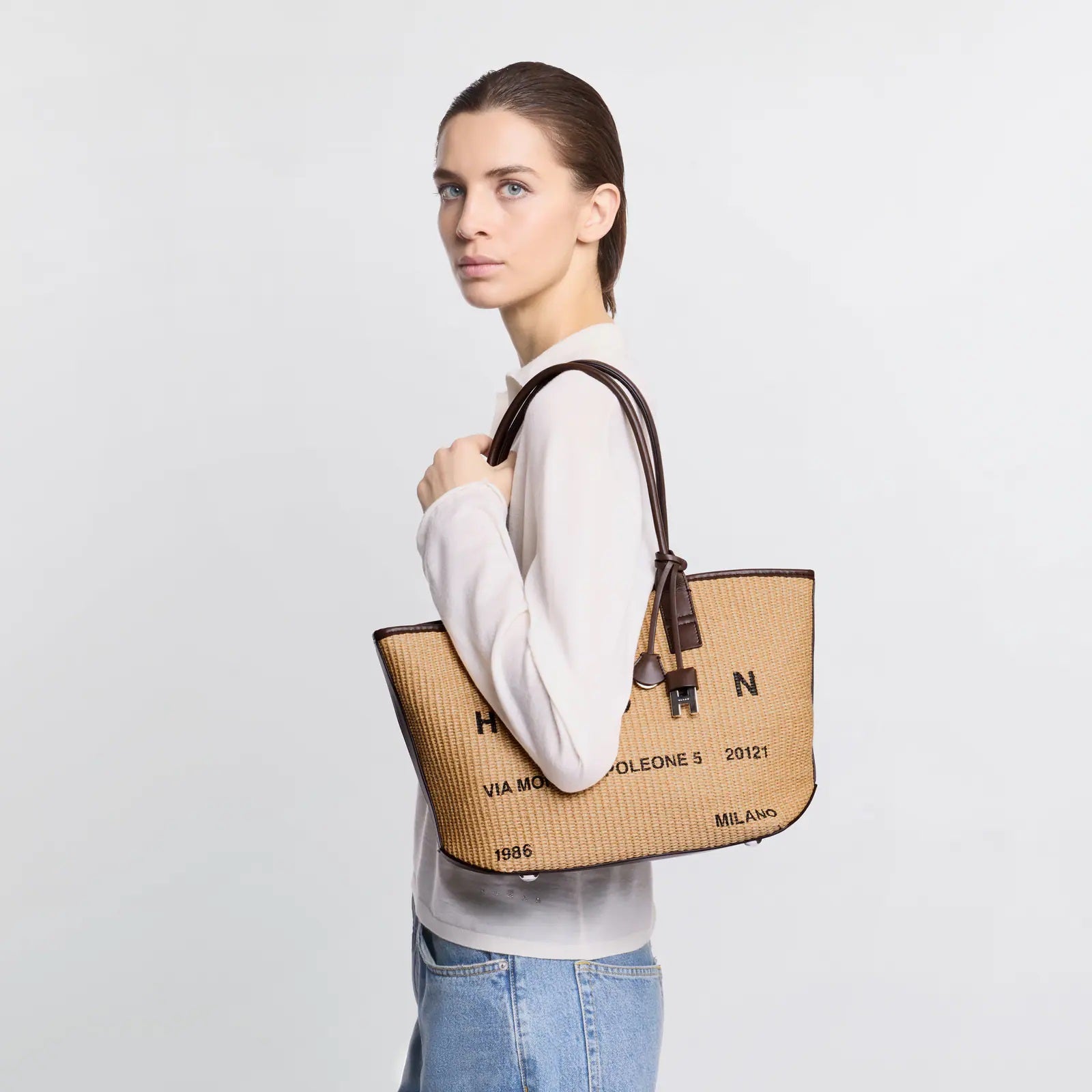 Beige Address Shopping Piccola Raffia Shopping Bag