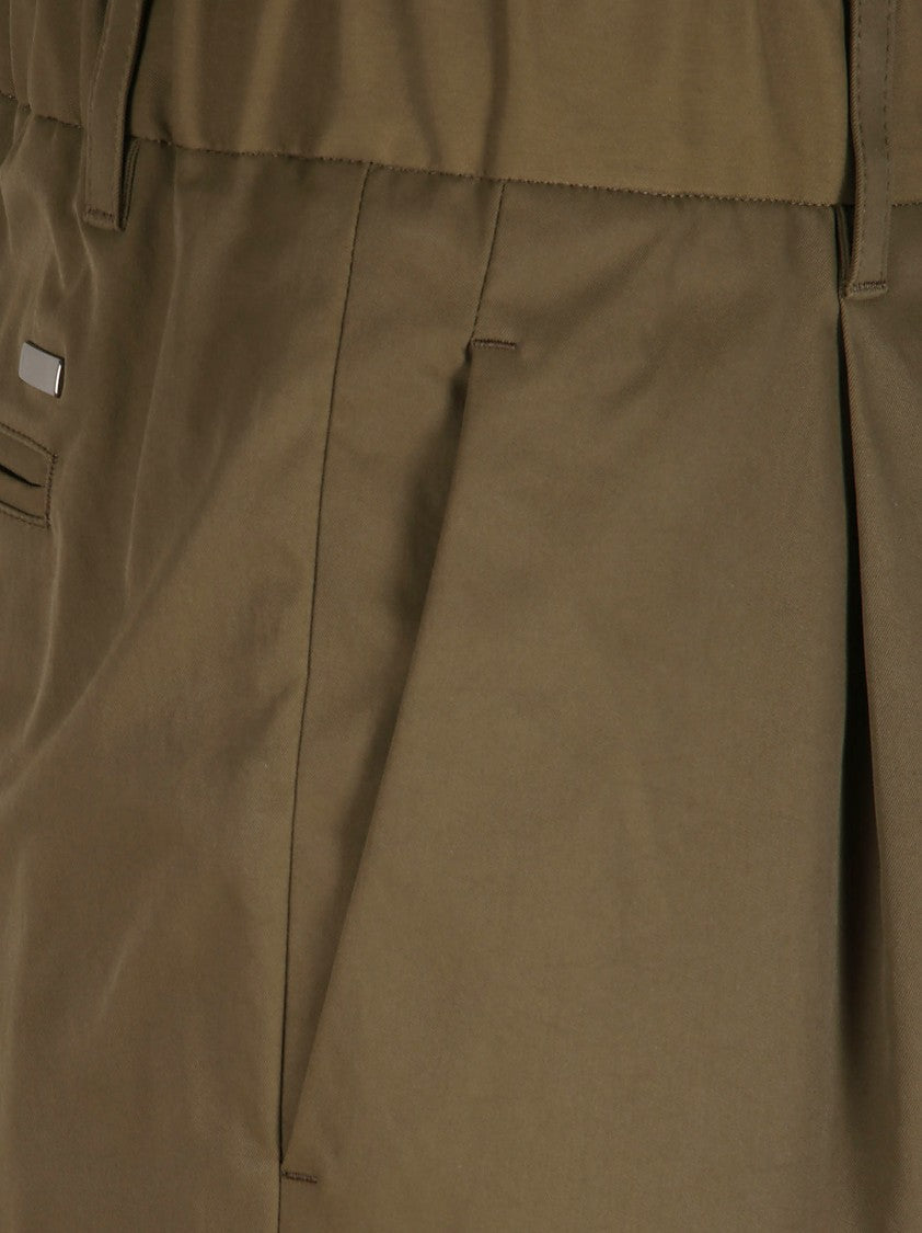 Regular Fit Green Trousers With Elasticated Waist And Practical Pockets