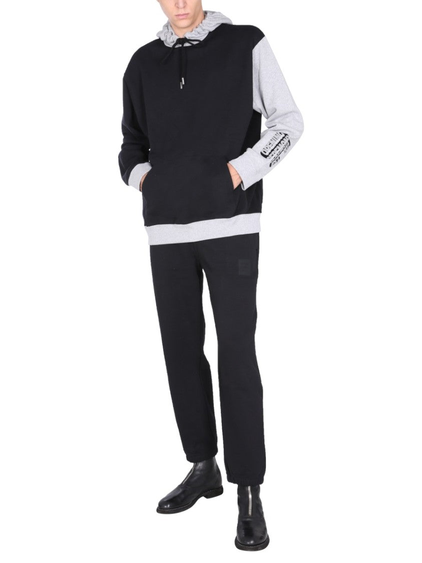 Color-Block Sweatshirt With Flocked Logo Detail