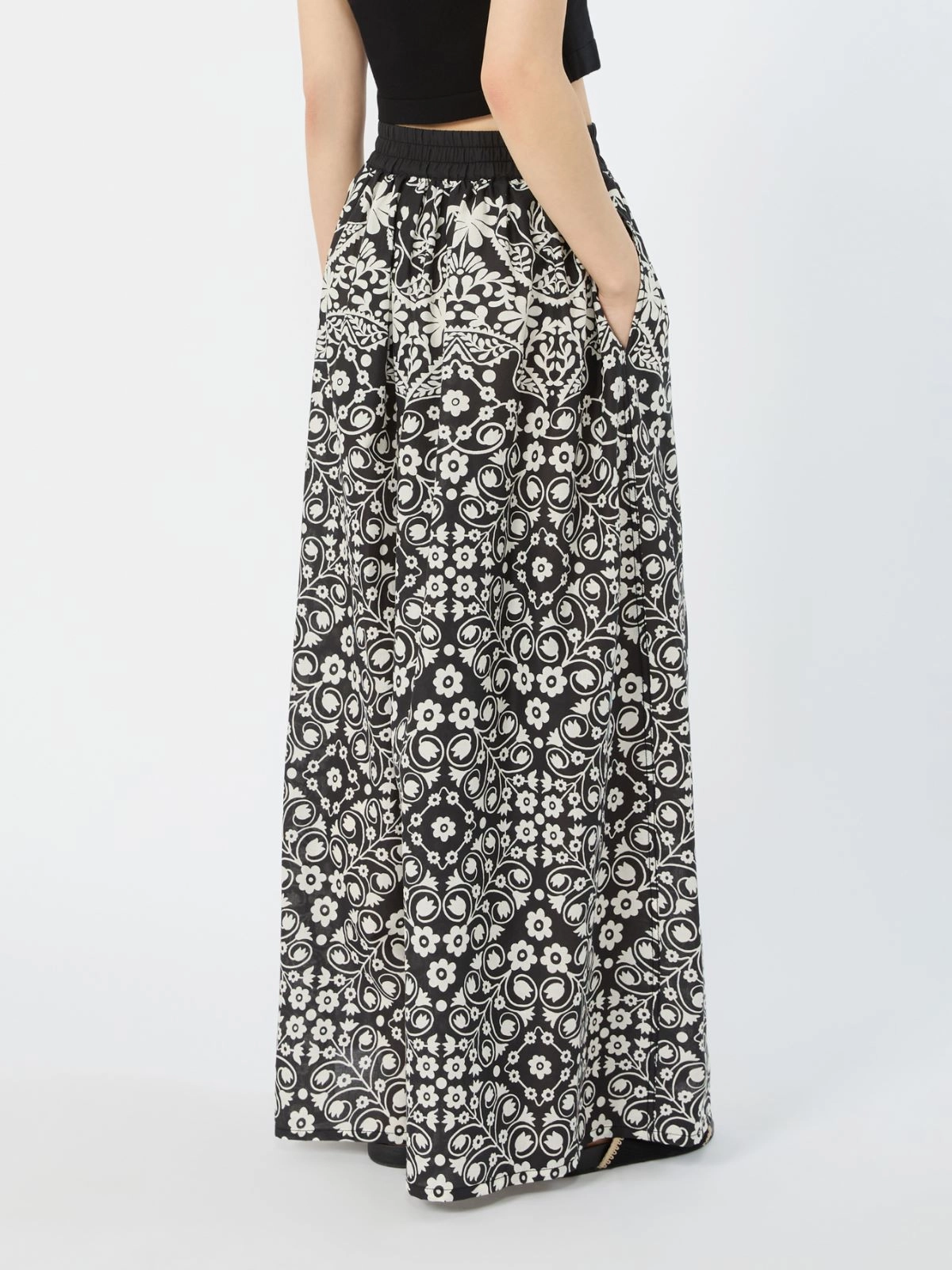 Wide-Leg Trouser with Elastic Waistband and Floral Print