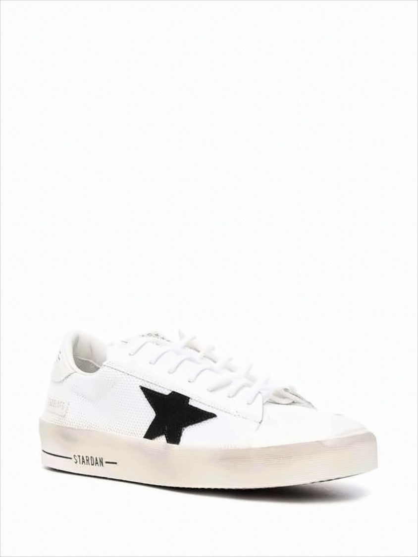 Low-Top Sneakers with Contrasting Star Detail