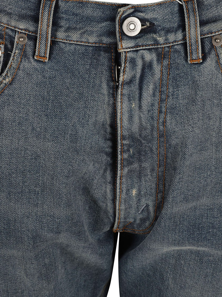 Classic Straight-Leg Jeans With Vintage Appeal