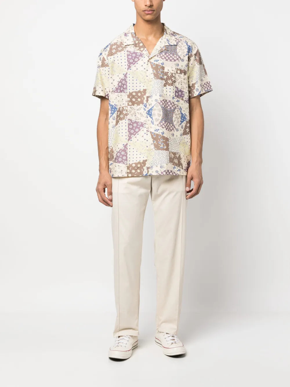 Straight-Cut Trousers With Clean Lines And Minimal Detailing