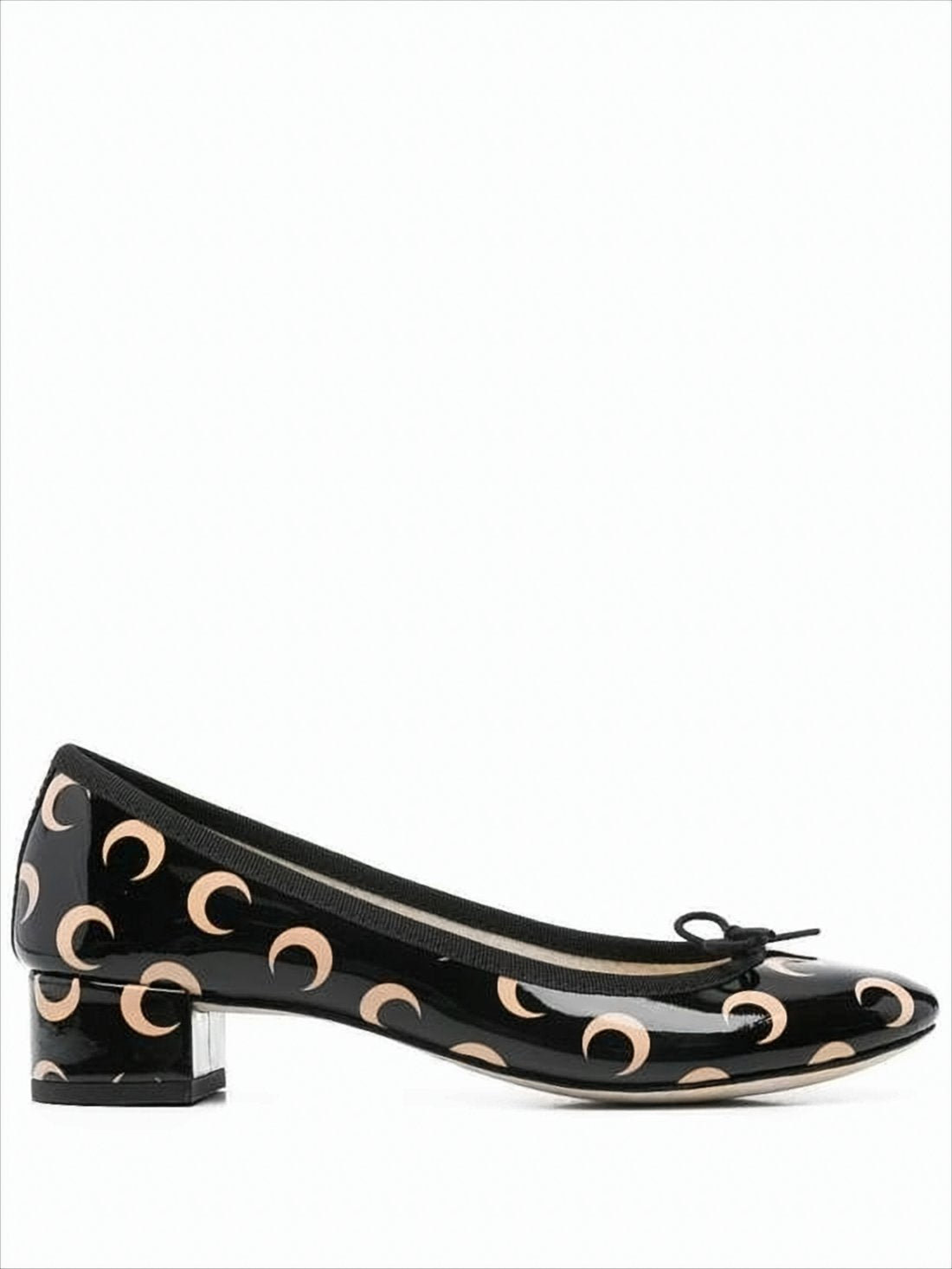 Black Patent Leather Low-Heeled Pumps