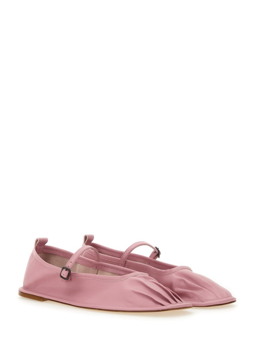 Dansa Shoe