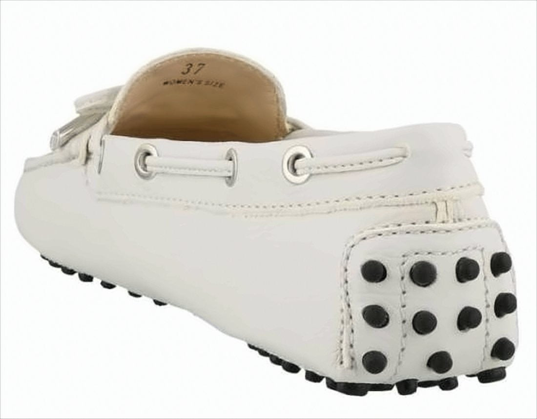 Moccasin Toe Leather Loafers with Decorative Bow
