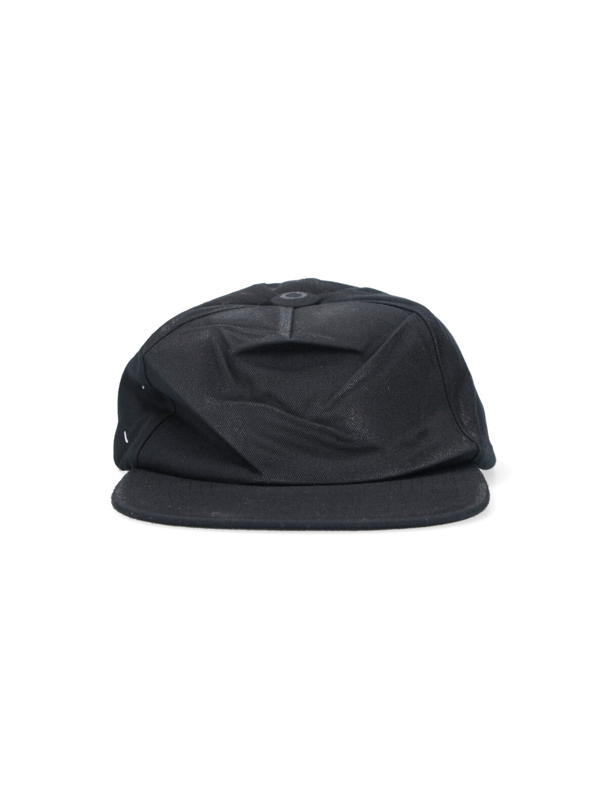 Structured Black Hat with Medium-Width Brim
