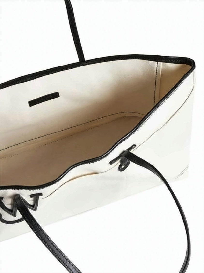 Minimalist Canvas Shoulder Bag With Subtle Logo Detail