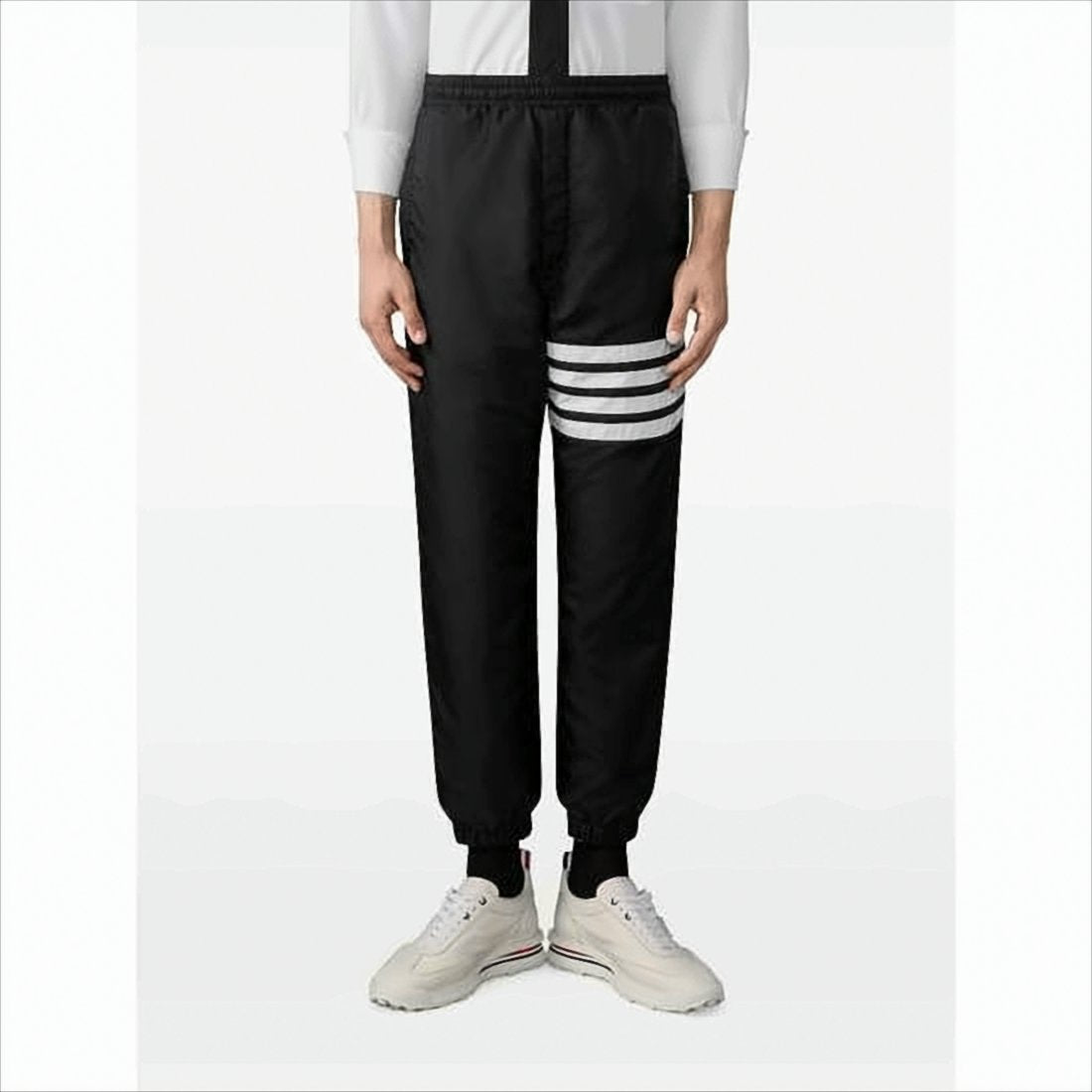 Relaxed Fit Black Jogger Pants