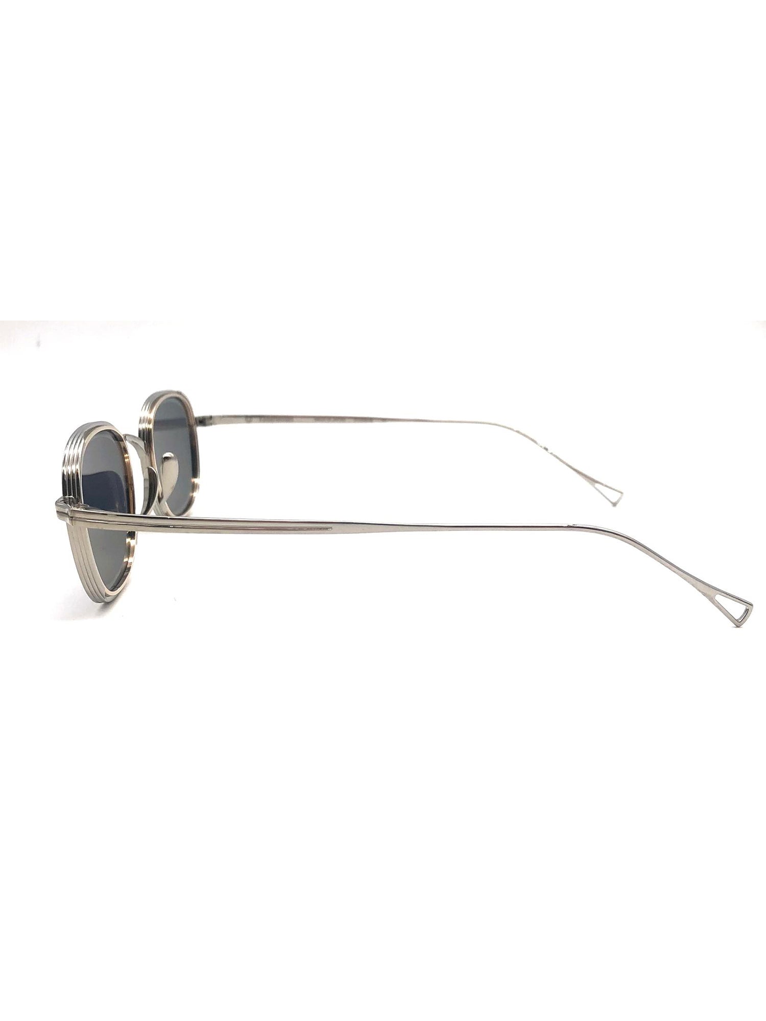 Optical Frames with Double-Layered Titanium Design