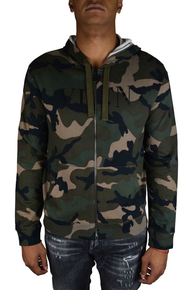 Camouflage Print Hooded Vest With Front Inscription