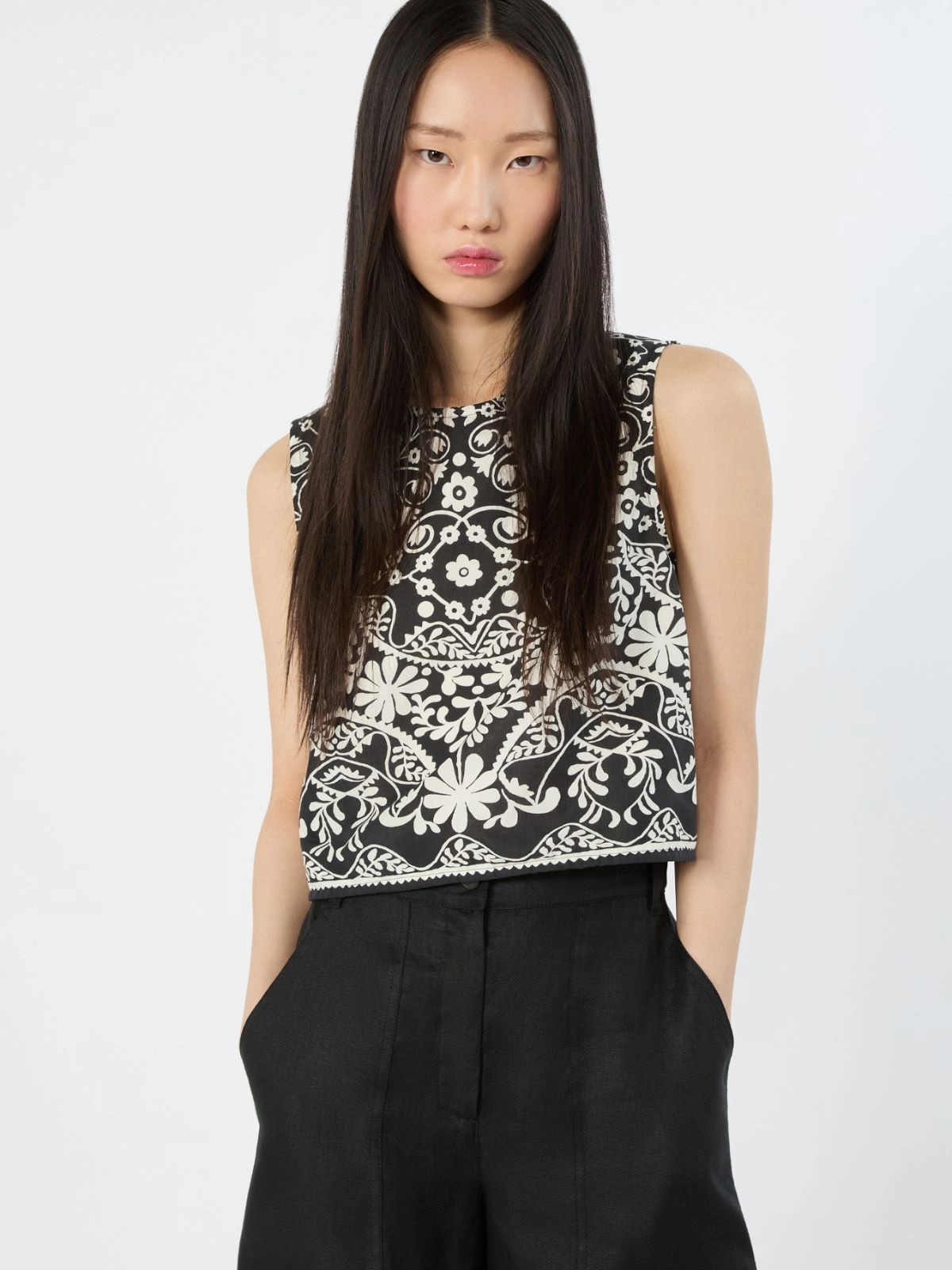 Cropped Sleeveless Top with Ornamental Floral Design