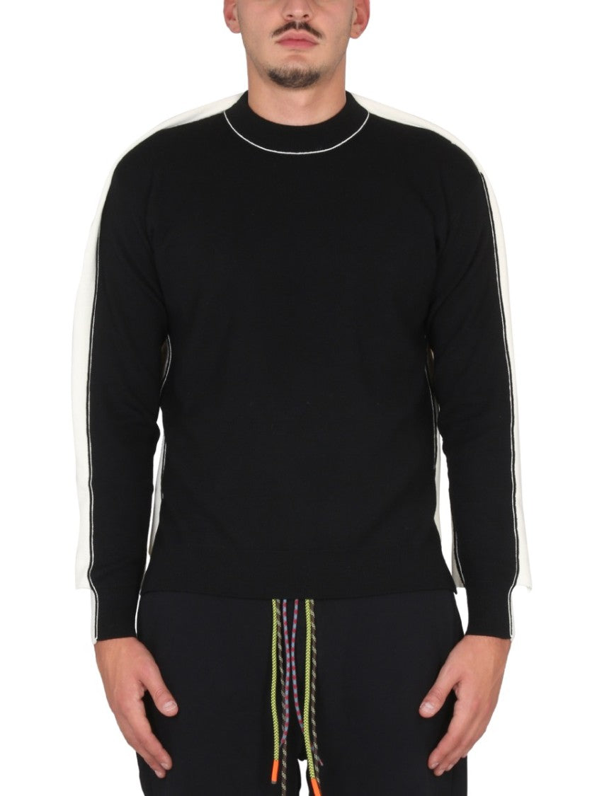Cross-Neck Knit Sweater With Ribbed Collar