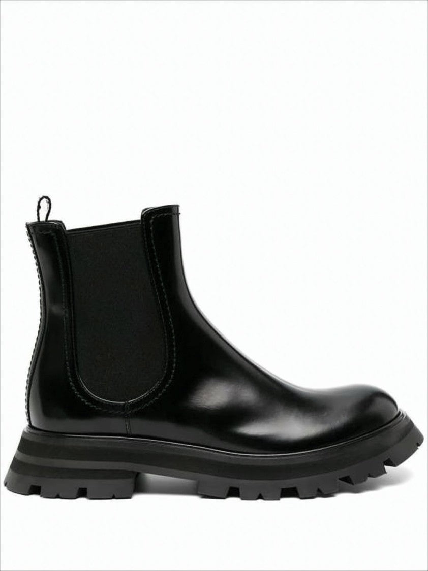Polished Leather Boots with Rubber Sole