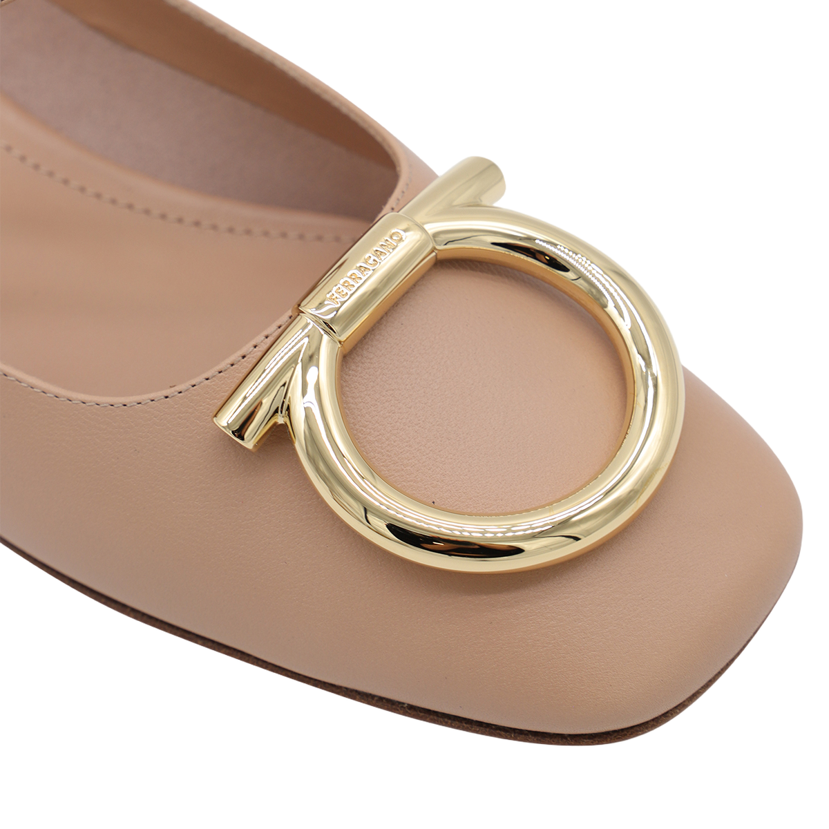 Rounded Toe Low-Heeled Shoes with Ankle Strap