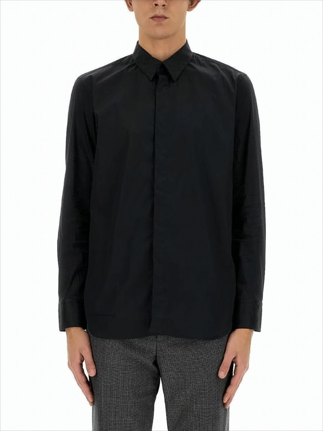 Long-Sleeve Black Cotton Shirt With Classic Collar And Tailored Fit